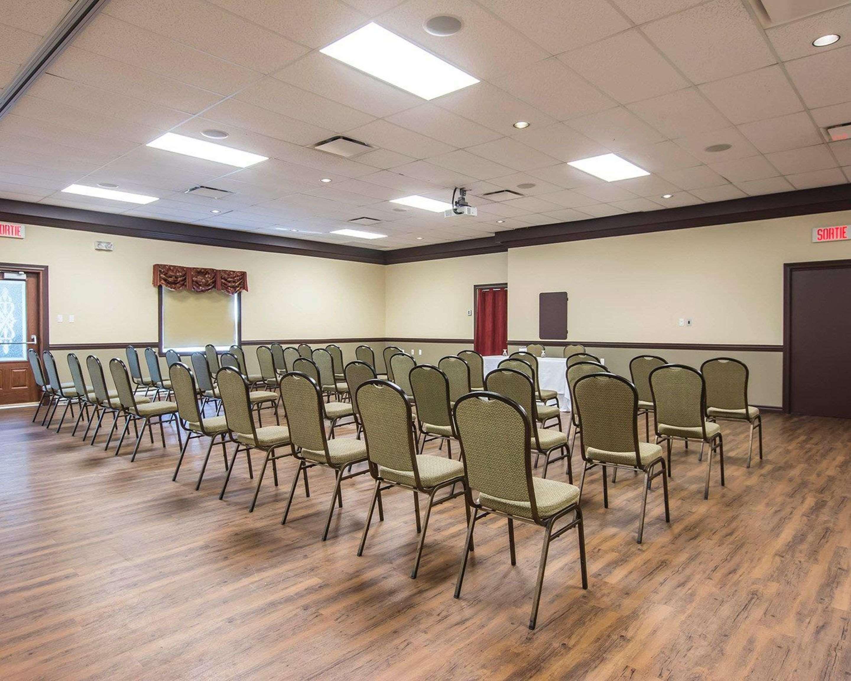 Econo Lodge Montmagny Esterno foto