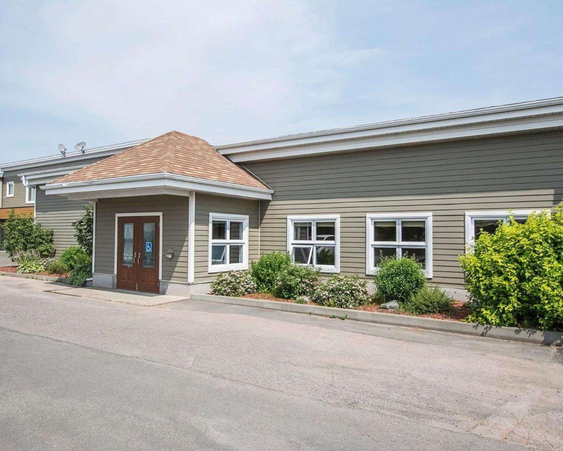 Econo Lodge Montmagny Esterno foto