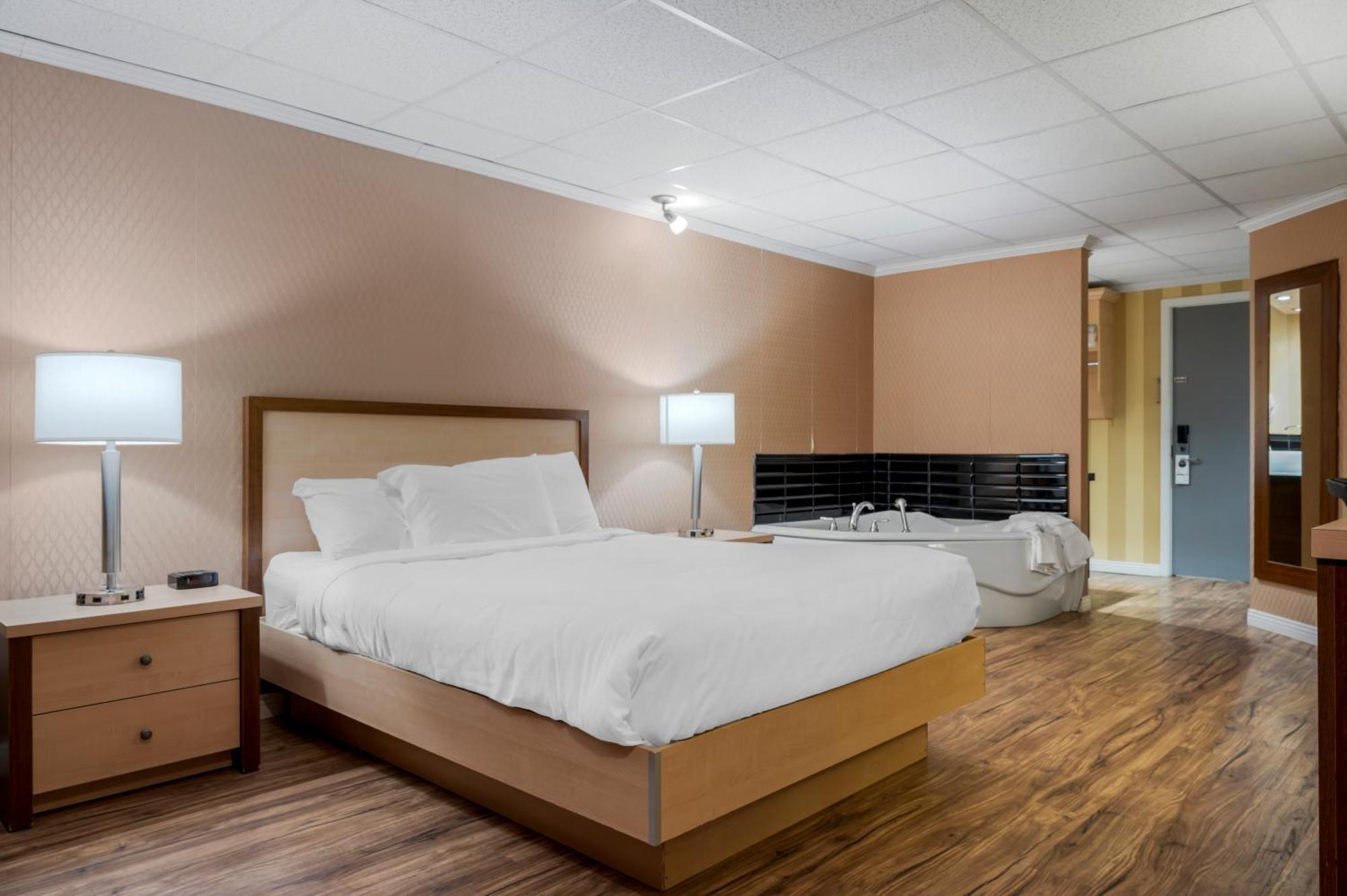 Econo Lodge Montmagny Esterno foto