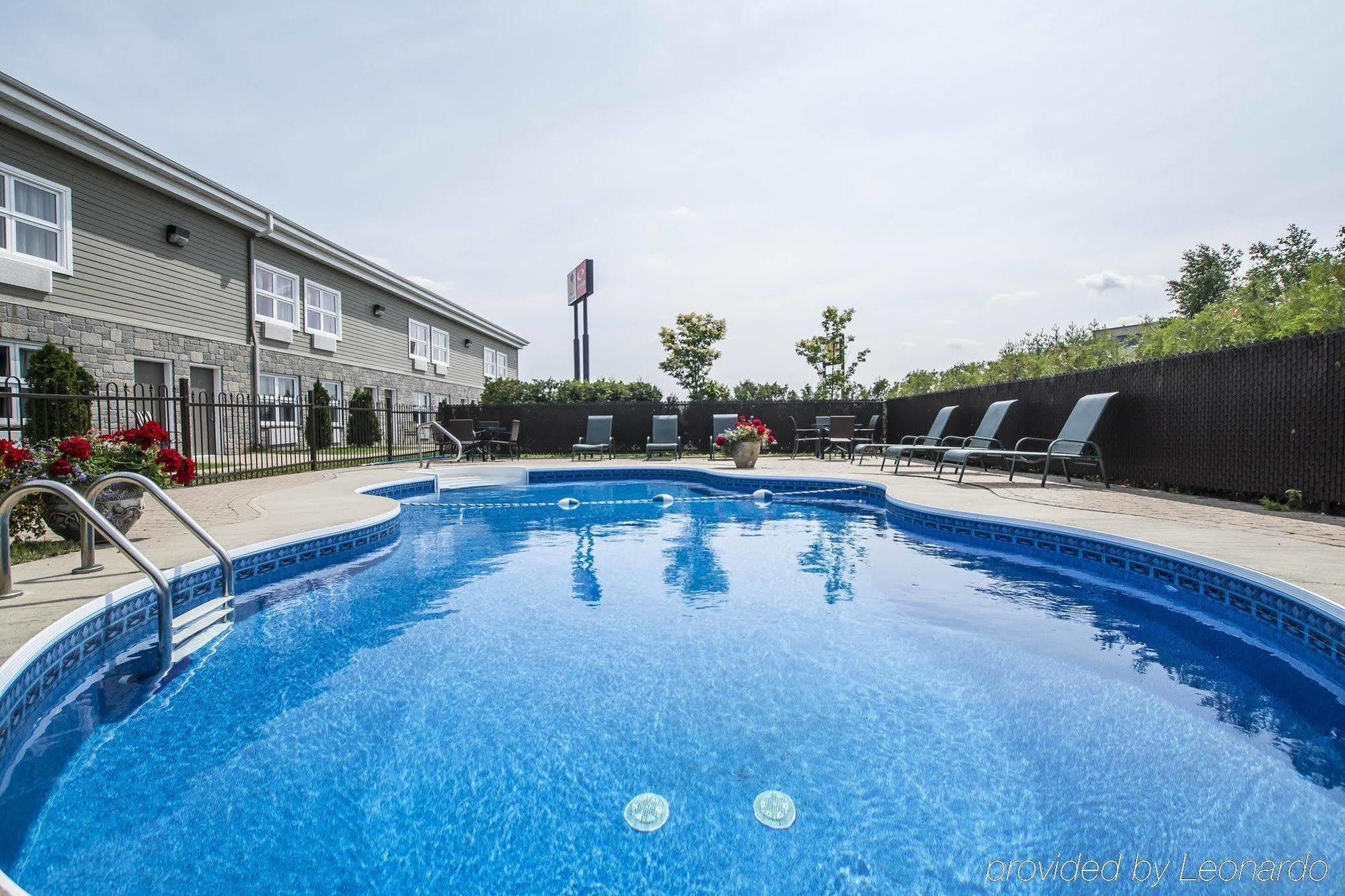 Econo Lodge Montmagny Esterno foto